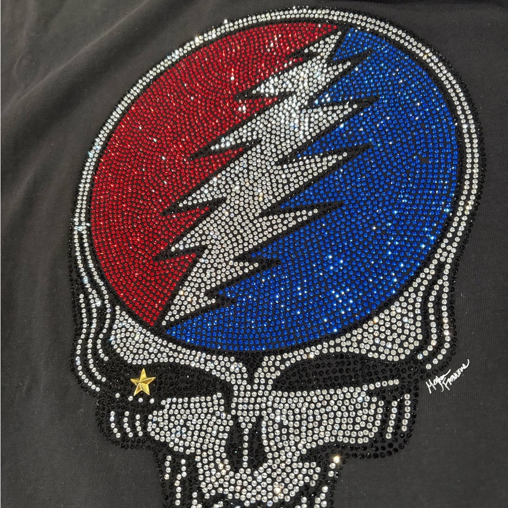 Meghan Fabulous - Grateful Dead Tee with bling Stealie